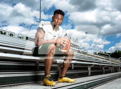 Thumbnail 2 in Grayson (Preseason Early Contenders Photo Shoot)  photogallery.