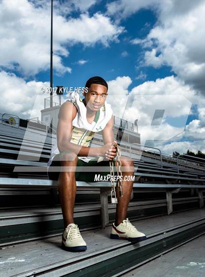 Thumbnail 3 in Grayson (Preseason Early Contenders Photo Shoot)  photogallery.