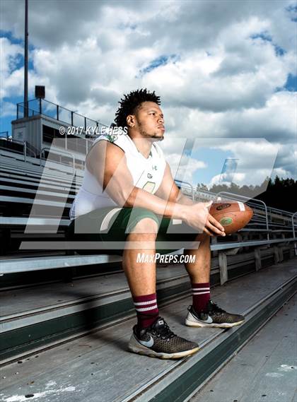 Thumbnail 2 in Grayson (Preseason Early Contenders Photo Shoot)  photogallery.