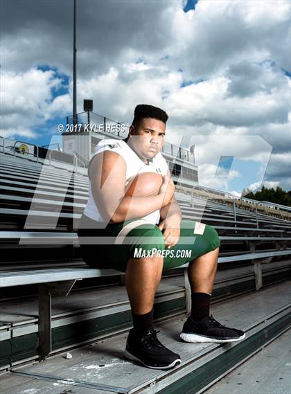 Thumbnail 3 in Grayson (Preseason Early Contenders Photo Shoot)  photogallery.