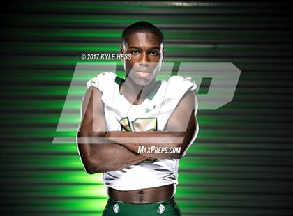 Thumbnail 3 in Grayson (Preseason Early Contenders Photo Shoot)  photogallery.