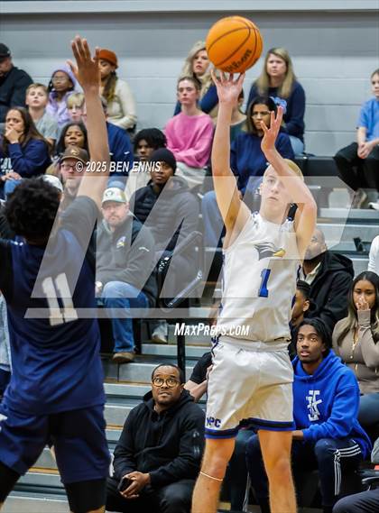 Thumbnail 3 in Lovett vs. Mount Paran Christian (GHSA Private Round Two)  photogallery.