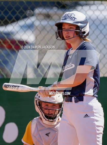 Thumbnail 2 in Moapa Valley vs White Pine (40th Annual Sherman Bennett Memorial Desert Winds Classic) photogallery.