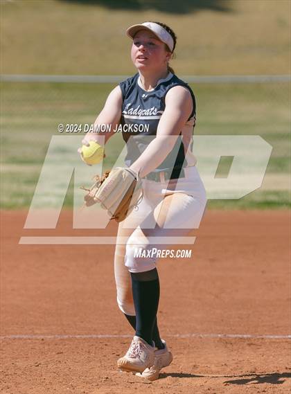 Thumbnail 1 in Moapa Valley vs White Pine (40th Annual Sherman Bennett Memorial Desert Winds Classic) photogallery.