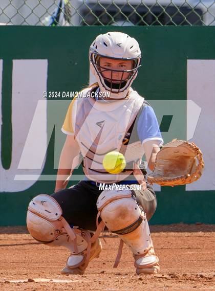 Thumbnail 2 in Moapa Valley vs White Pine (40th Annual Sherman Bennett Memorial Desert Winds Classic) photogallery.