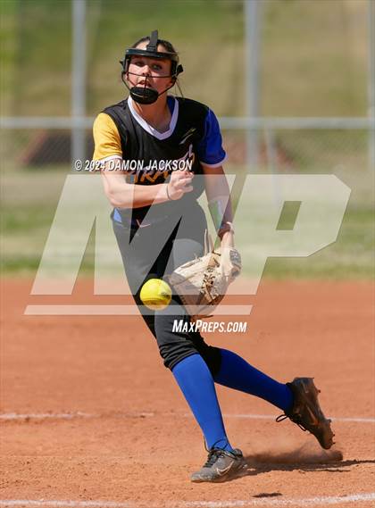 Thumbnail 3 in Moapa Valley vs White Pine (40th Annual Sherman Bennett Memorial Desert Winds Classic) photogallery.