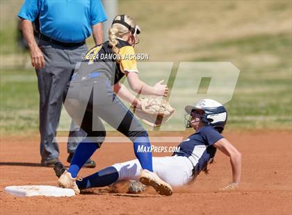 Thumbnail 2 in Moapa Valley vs White Pine (40th Annual Sherman Bennett Memorial Desert Winds Classic) photogallery.