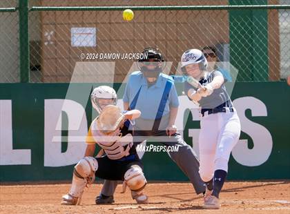 Thumbnail 2 in Moapa Valley vs White Pine (40th Annual Sherman Bennett Memorial Desert Winds Classic) photogallery.