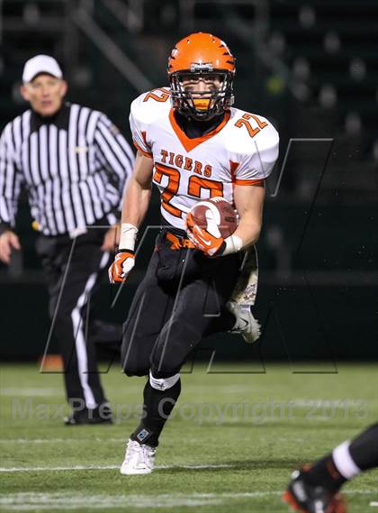 Thumbnail 3 in Union-Endicott vs. Williamsville North (NYSPHSAA Class A Semifinal) photogallery.