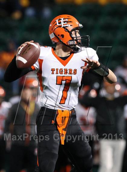 Thumbnail 3 in Union-Endicott vs. Williamsville North (NYSPHSAA Class A Semifinal) photogallery.
