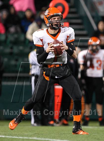 Thumbnail 2 in Union-Endicott vs. Williamsville North (NYSPHSAA Class A Semifinal) photogallery.