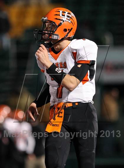 Thumbnail 3 in Union-Endicott vs. Williamsville North (NYSPHSAA Class A Semifinal) photogallery.