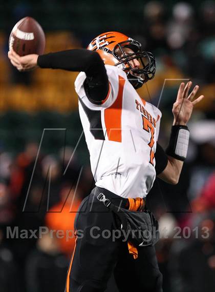 Thumbnail 3 in Union-Endicott vs. Williamsville North (NYSPHSAA Class A Semifinal) photogallery.