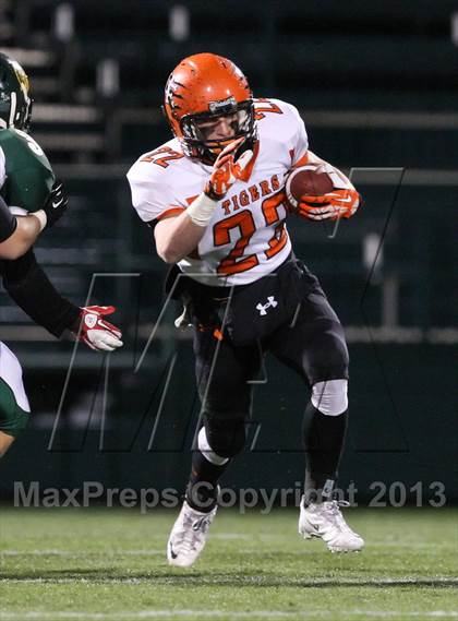 Thumbnail 3 in Union-Endicott vs. Williamsville North (NYSPHSAA Class A Semifinal) photogallery.
