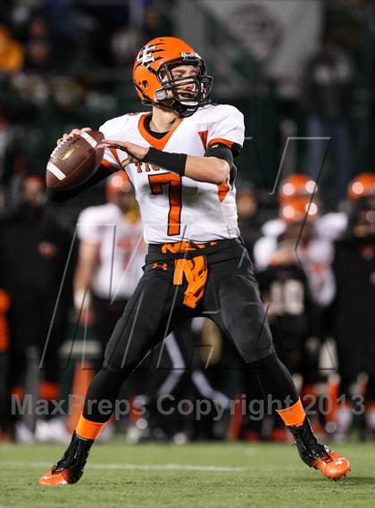 Thumbnail 3 in Union-Endicott vs. Williamsville North (NYSPHSAA Class A Semifinal) photogallery.