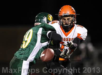 Thumbnail 2 in Union-Endicott vs. Williamsville North (NYSPHSAA Class A Semifinal) photogallery.