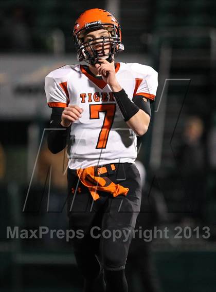 Thumbnail 2 in Union-Endicott vs. Williamsville North (NYSPHSAA Class A Semifinal) photogallery.