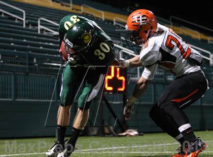 Thumbnail 2 in Union-Endicott vs. Williamsville North (NYSPHSAA Class A Semifinal) photogallery.
