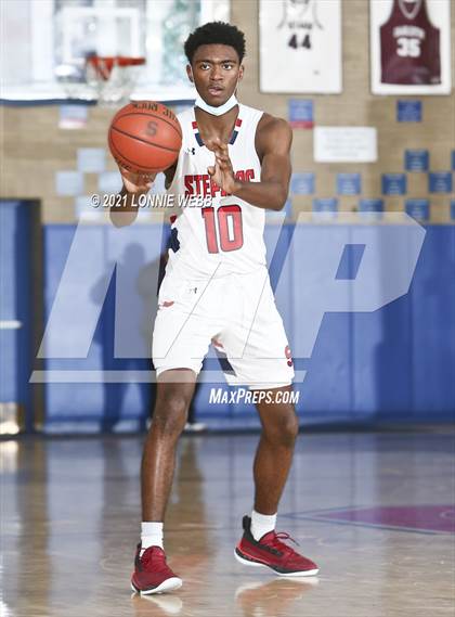 Thumbnail 3 in Monsignor Scanlan vs Archbishop Stepinac (CHSAA Spring Tournament) photogallery.