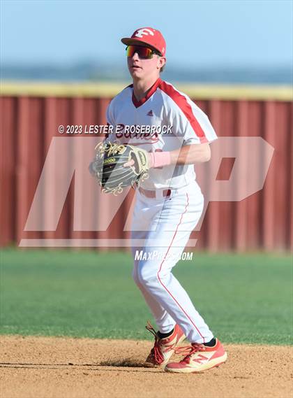 Thumbnail 1 in Bandera @ Fredericksburg photogallery.