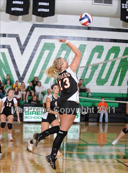 Thumbnail 2 in Webster @ Siren photogallery.