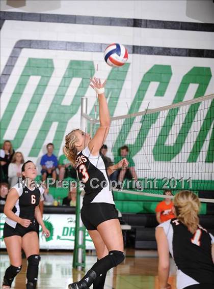 Thumbnail 3 in Webster @ Siren photogallery.