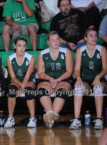 Thumbnail 3 in Webster @ Siren photogallery.