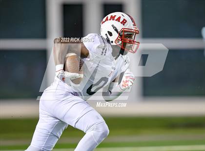 Thumbnail 2 in The Woodlands vs Lamar photogallery.