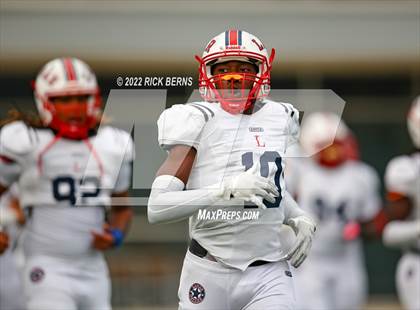 Thumbnail 1 in The Woodlands vs Lamar photogallery.