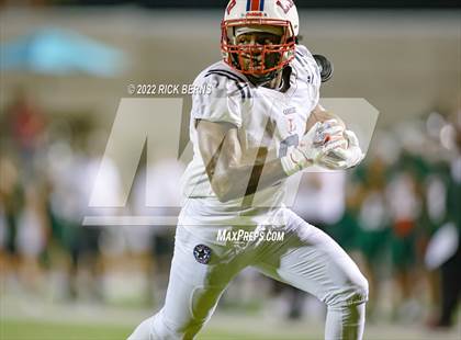 Thumbnail 3 in The Woodlands vs Lamar photogallery.