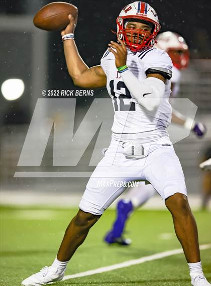 Thumbnail 3 in The Woodlands vs Lamar photogallery.