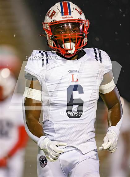 Thumbnail 2 in The Woodlands vs Lamar photogallery.