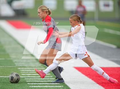 Thumbnail 1 in Skyridge vs. Mountain Ridge (UHSAA 6A Quarterfinal) photogallery.