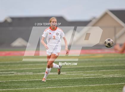 Thumbnail 1 in Skyridge vs. Mountain Ridge (UHSAA 6A Quarterfinal) photogallery.