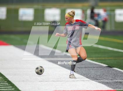 Thumbnail 3 in Skyridge vs. Mountain Ridge (UHSAA 6A Quarterfinal) photogallery.