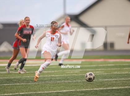 Thumbnail 1 in Skyridge vs. Mountain Ridge (UHSAA 6A Quarterfinal) photogallery.