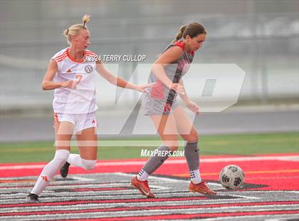 Thumbnail 2 in Skyridge vs. Mountain Ridge (UHSAA 6A Quarterfinal) photogallery.