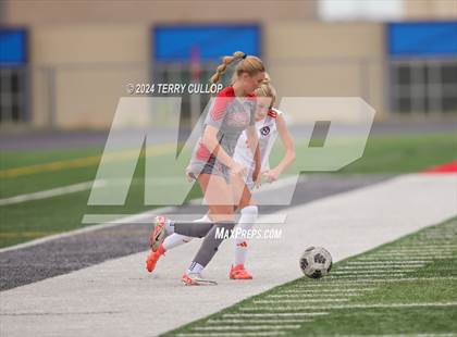 Thumbnail 3 in Skyridge vs. Mountain Ridge (UHSAA 6A Quarterfinal) photogallery.