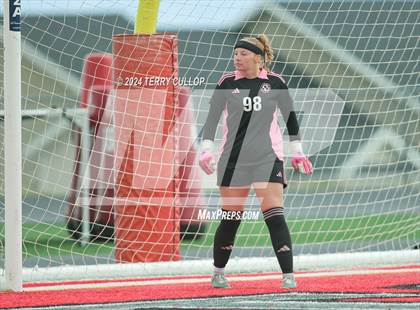 Thumbnail 1 in Skyridge vs. Mountain Ridge (UHSAA 6A Quarterfinal) photogallery.