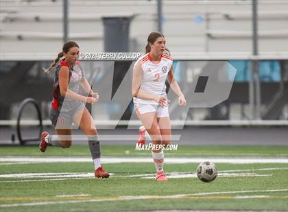 Thumbnail 2 in Skyridge vs. Mountain Ridge (UHSAA 6A Quarterfinal) photogallery.