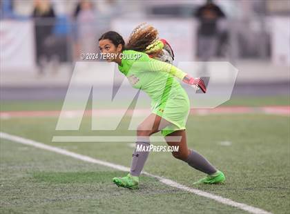 Thumbnail 1 in Skyridge vs. Mountain Ridge (UHSAA 6A Quarterfinal) photogallery.