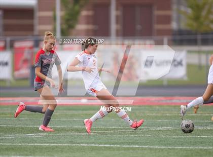 Thumbnail 2 in Skyridge vs. Mountain Ridge (UHSAA 6A Quarterfinal) photogallery.