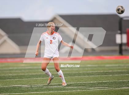 Thumbnail 3 in Skyridge vs. Mountain Ridge (UHSAA 6A Quarterfinal) photogallery.