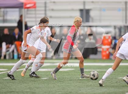 Thumbnail 1 in Skyridge vs. Mountain Ridge (UHSAA 6A Quarterfinal) photogallery.