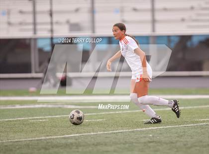 Thumbnail 2 in Skyridge vs. Mountain Ridge (UHSAA 6A Quarterfinal) photogallery.