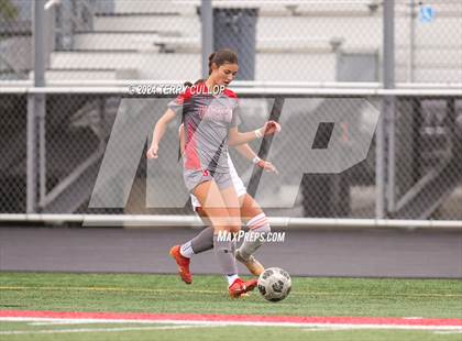 Thumbnail 1 in Skyridge vs. Mountain Ridge (UHSAA 6A Quarterfinal) photogallery.