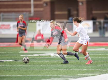 Thumbnail 2 in Skyridge vs. Mountain Ridge (UHSAA 6A Quarterfinal) photogallery.