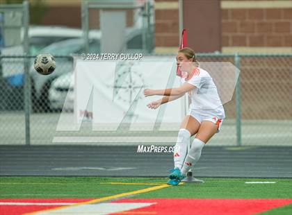 Thumbnail 3 in Skyridge vs. Mountain Ridge (UHSAA 6A Quarterfinal) photogallery.