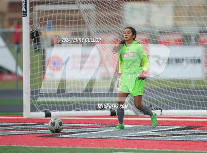 Thumbnail 1 in Skyridge vs. Mountain Ridge (UHSAA 6A Quarterfinal) photogallery.