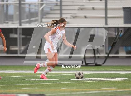 Thumbnail 2 in Skyridge vs. Mountain Ridge (UHSAA 6A Quarterfinal) photogallery.